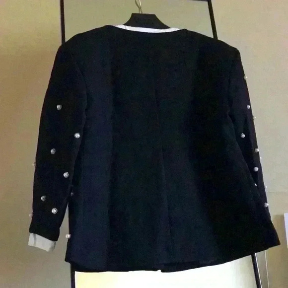 Handcrafted Customized Tweed Suit - Picture 5 of 13